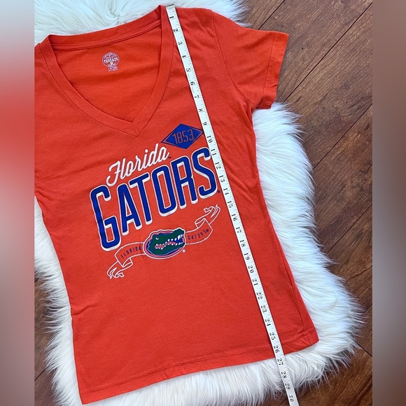 Florida GATORS Orange V-Neck Short Sleeve T-Shirt by Rivalry Threads-Size M - Picture 5 of 7